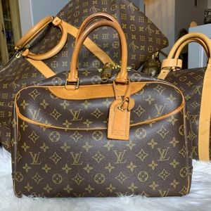 Louis vuitton deauville monogram